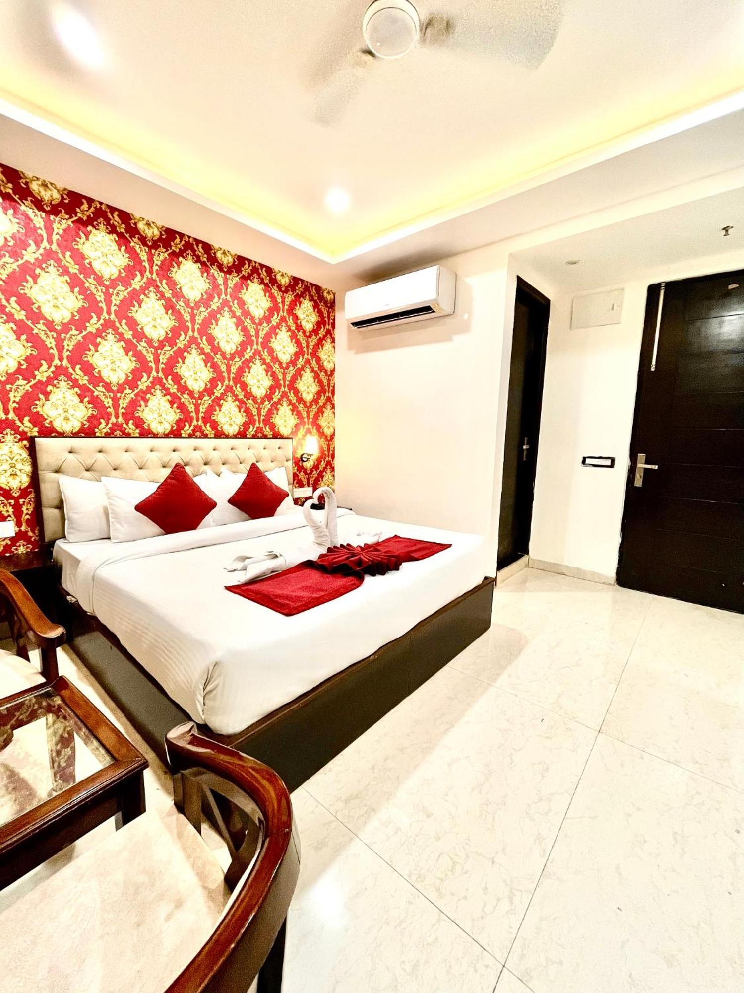 Hotel Northview Park By Lycoris !! Top Rated & Most Awarded Property In Tricity Zirakpur Luaran gambar