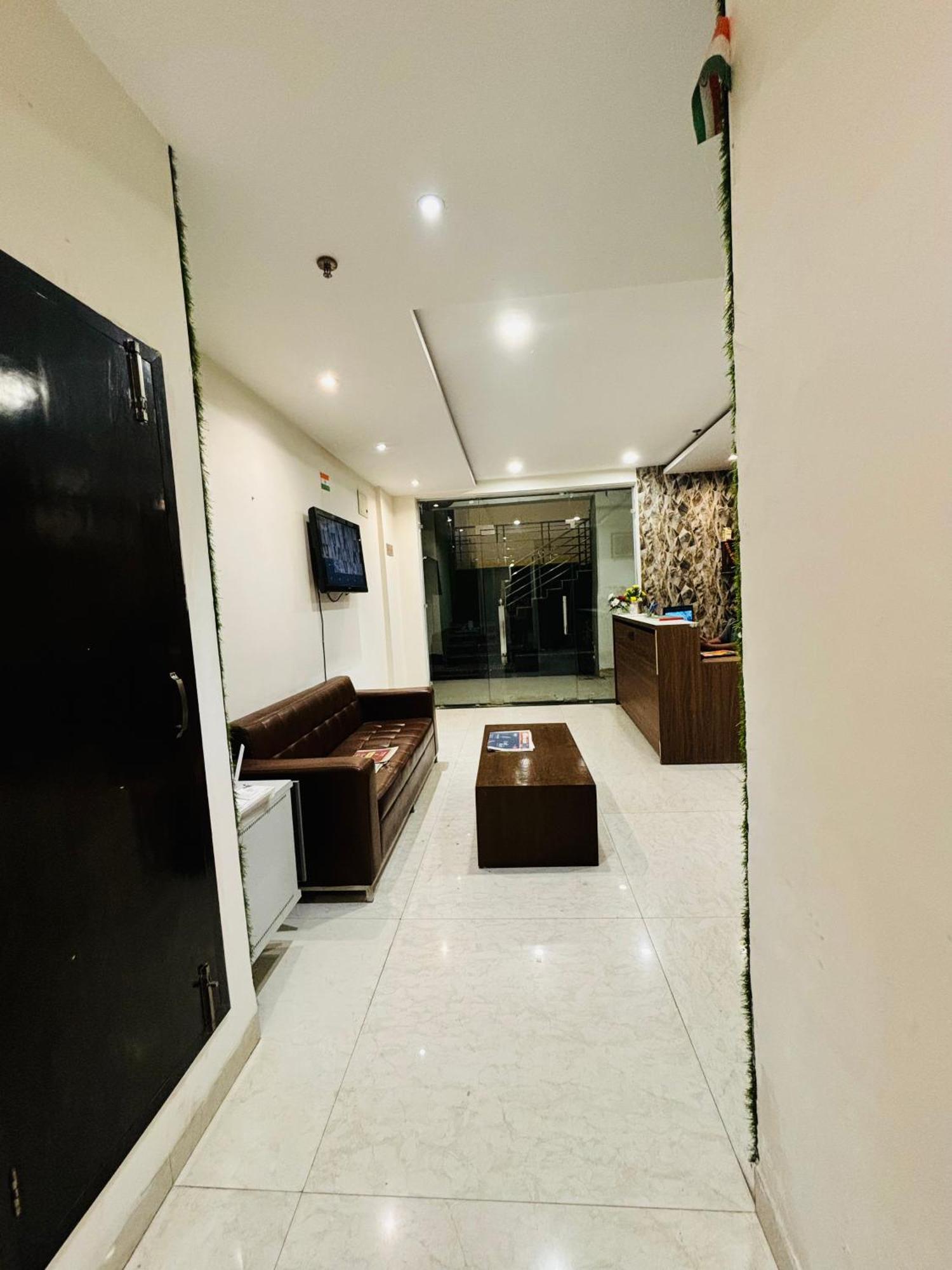 Hotel Northview Park By Lycoris !! Top Rated & Most Awarded Property In Tricity Zirakpur Luaran gambar
